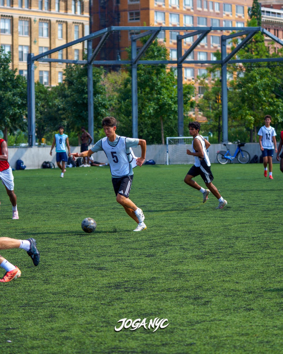 Sunday soccer in the sun — photo 2