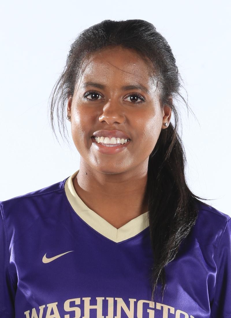 Dominique Bond-Flasza
